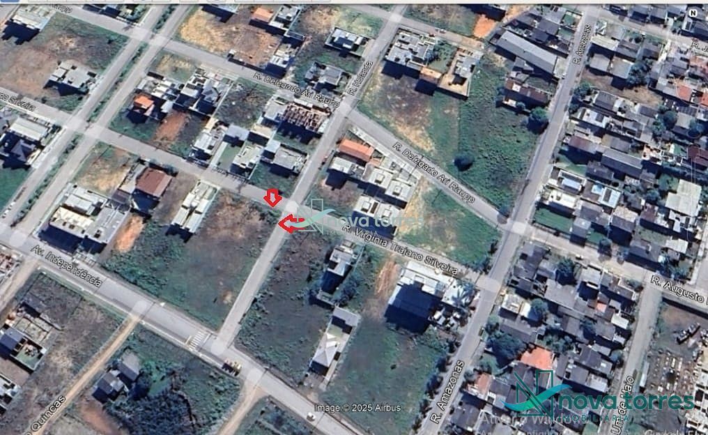 Terreno de esquina à venda em localização nobre de Torres/RS