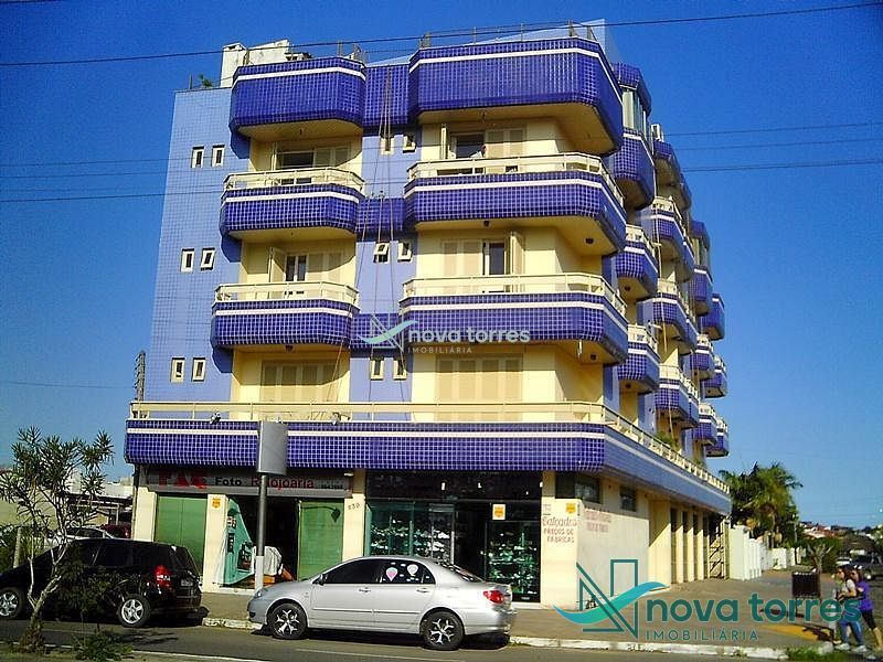 Apartamento com 2 Dormitórios Centro de Torres