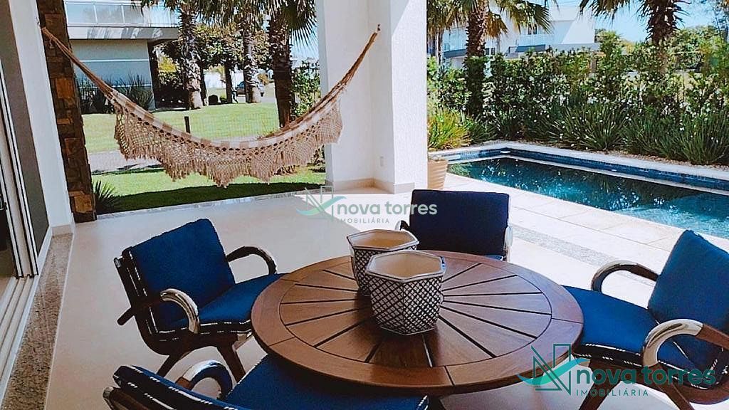 Casa com 4 suítes no Ocean Side em Torres-RS
