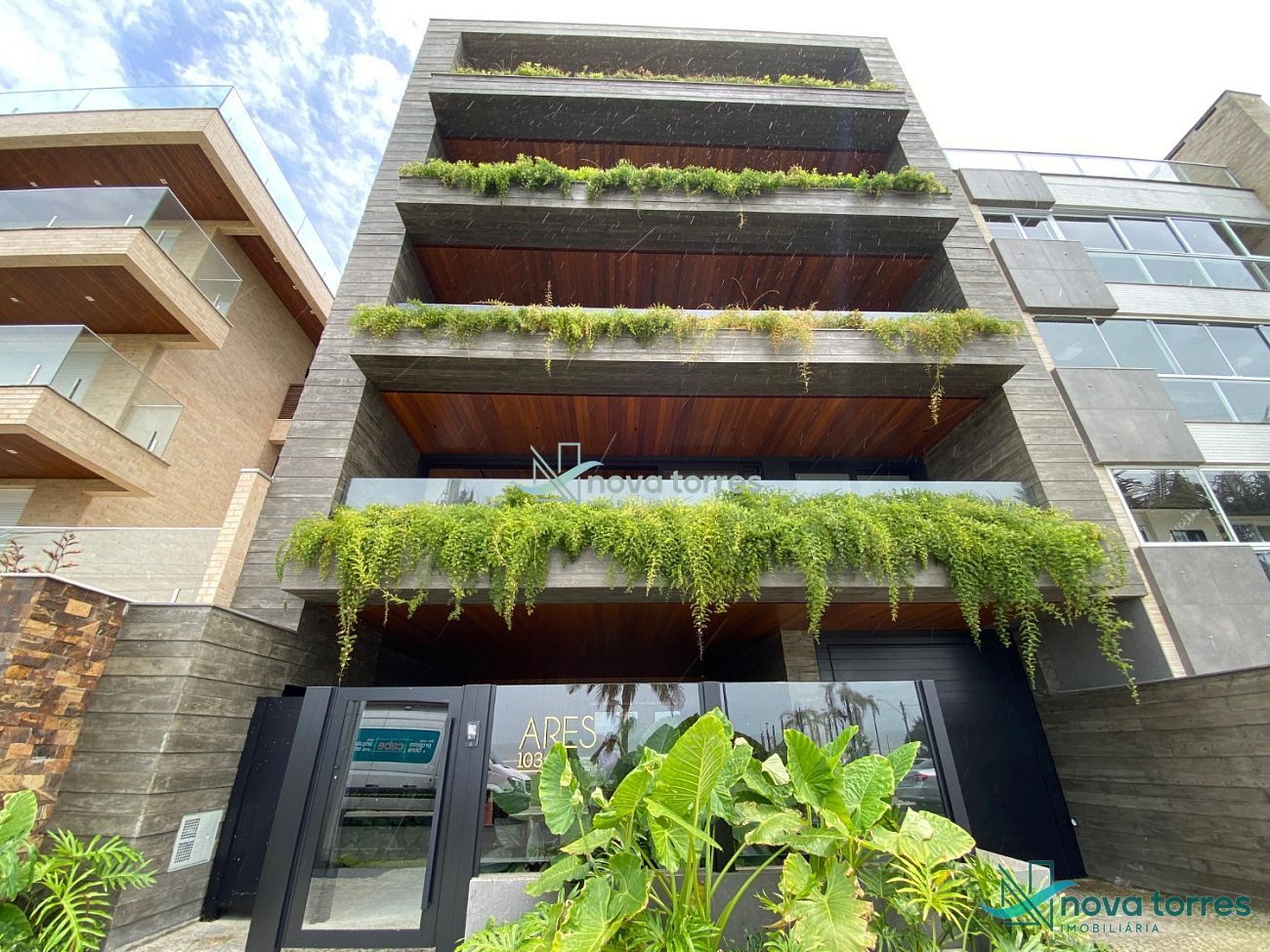 Apartamento com 3 dormitórios na Prainha em Torres-RS