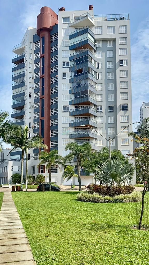 Apartamento grande com vista mar