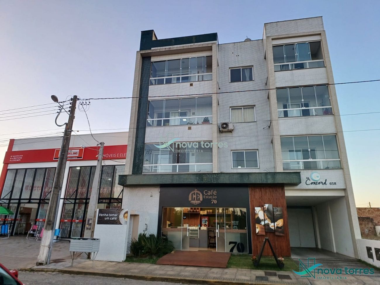 Apartamento com 3 dormitórios no Centro em Passo de Torres - SC
