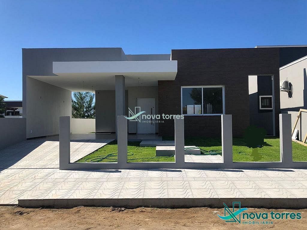 Casa com 3 dormitórios em Bella Torres em Passo de Torres - SC