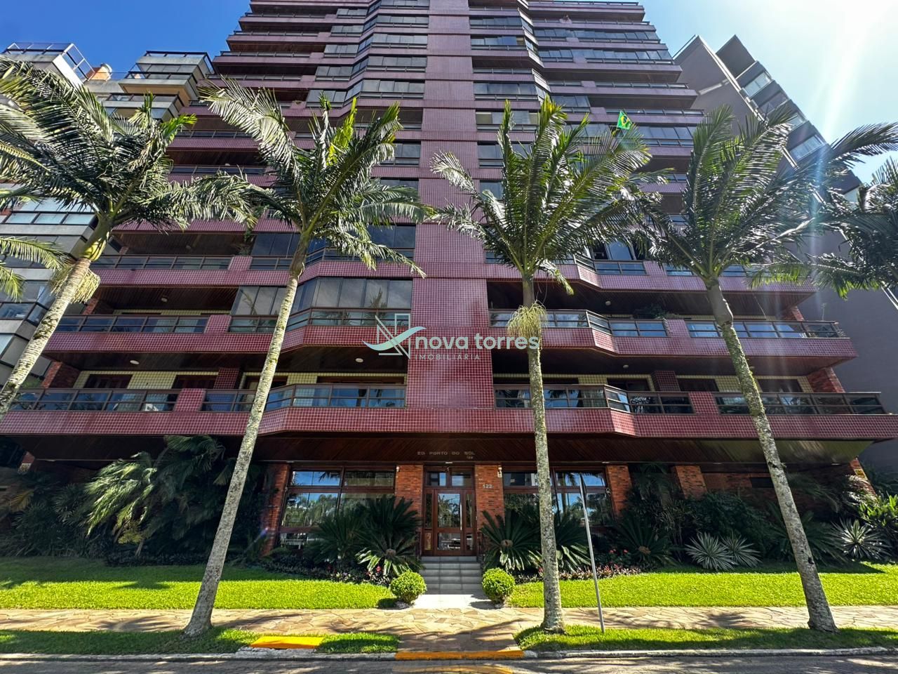 Apartamento grande com vista pro Mar e Quatro Praças