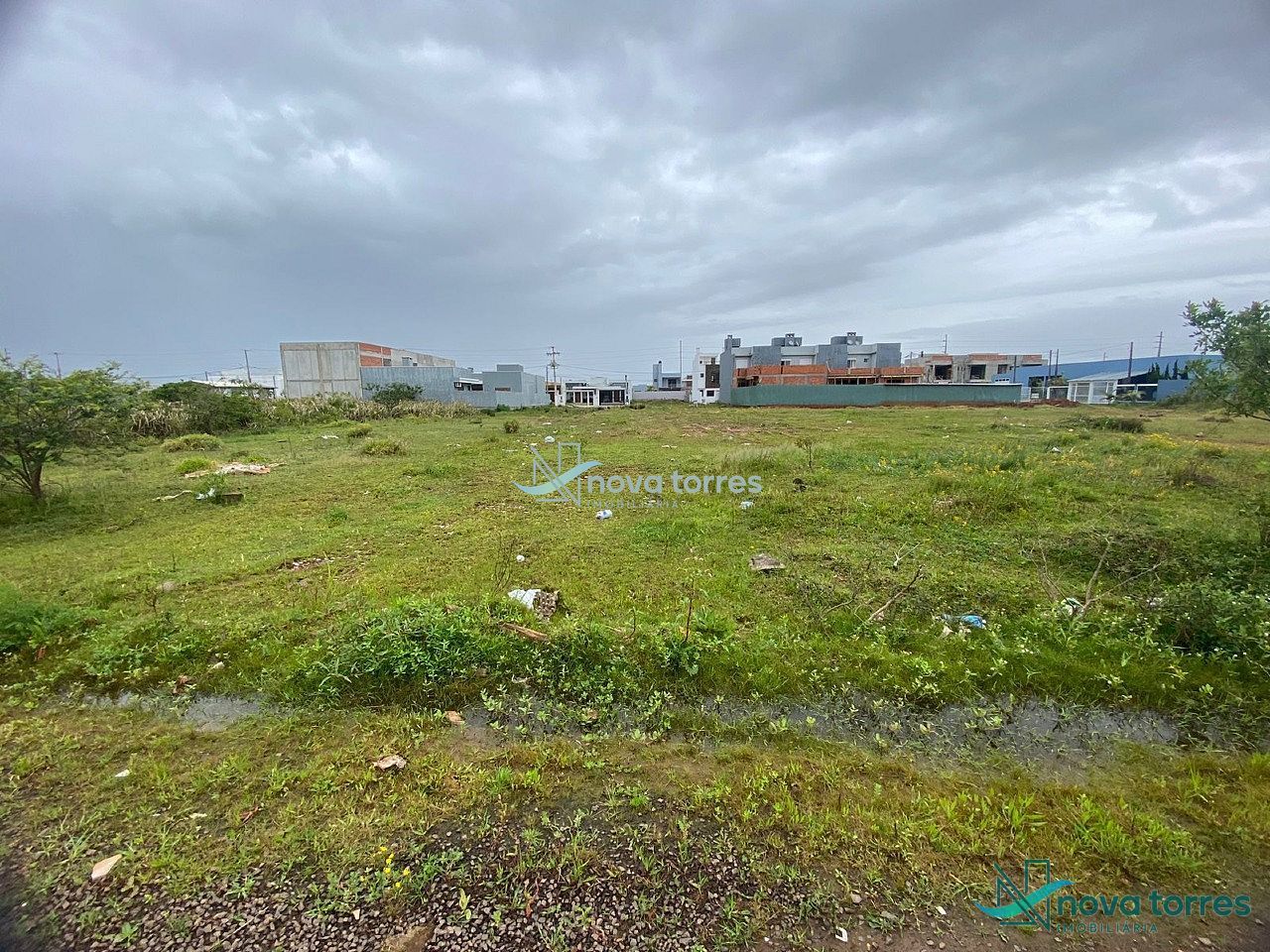 Terreno disponível com 384m² no Morada das Palmeiras em Torres-RS