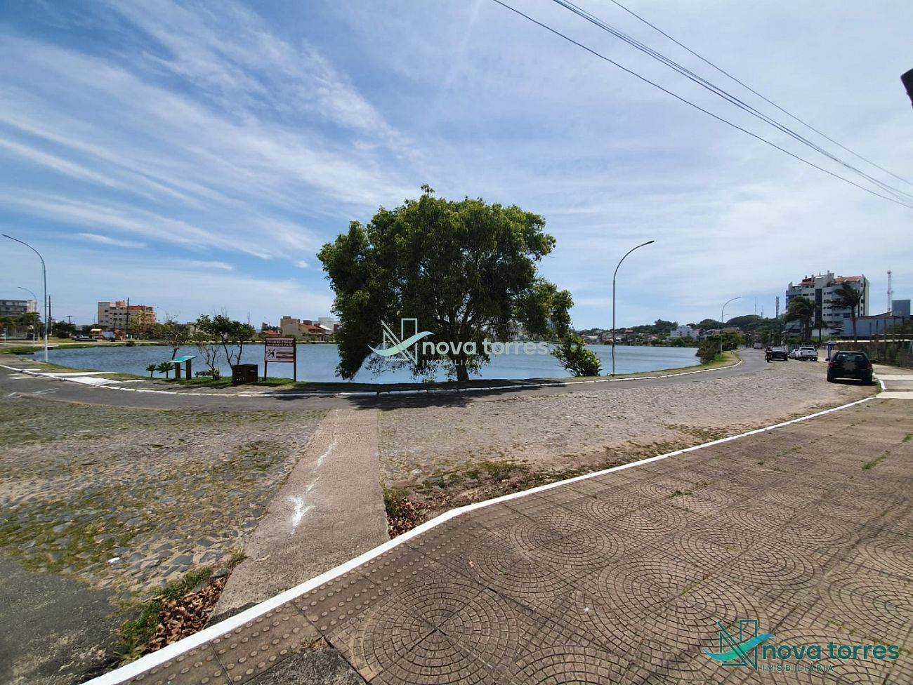 Apartamento de 01 dormitório junto a Lagoa do Violão
