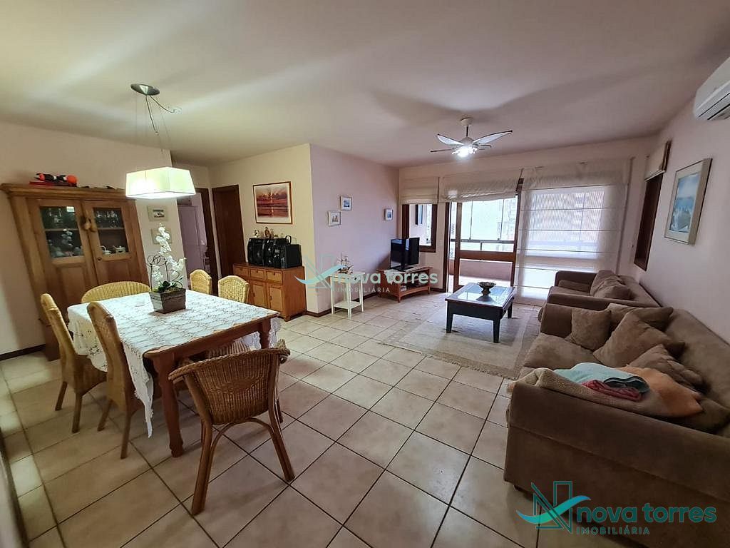 Apartamento com 2 dormitórios na Praia Grande em Torres-RS