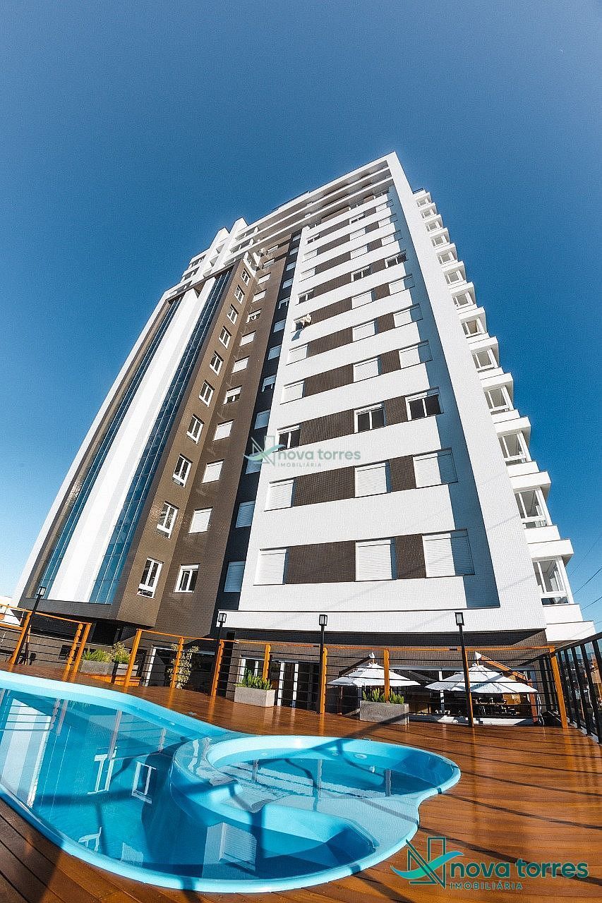 Apartamento de 3 Dormitórios no Centro de Torres(VENDIDO)