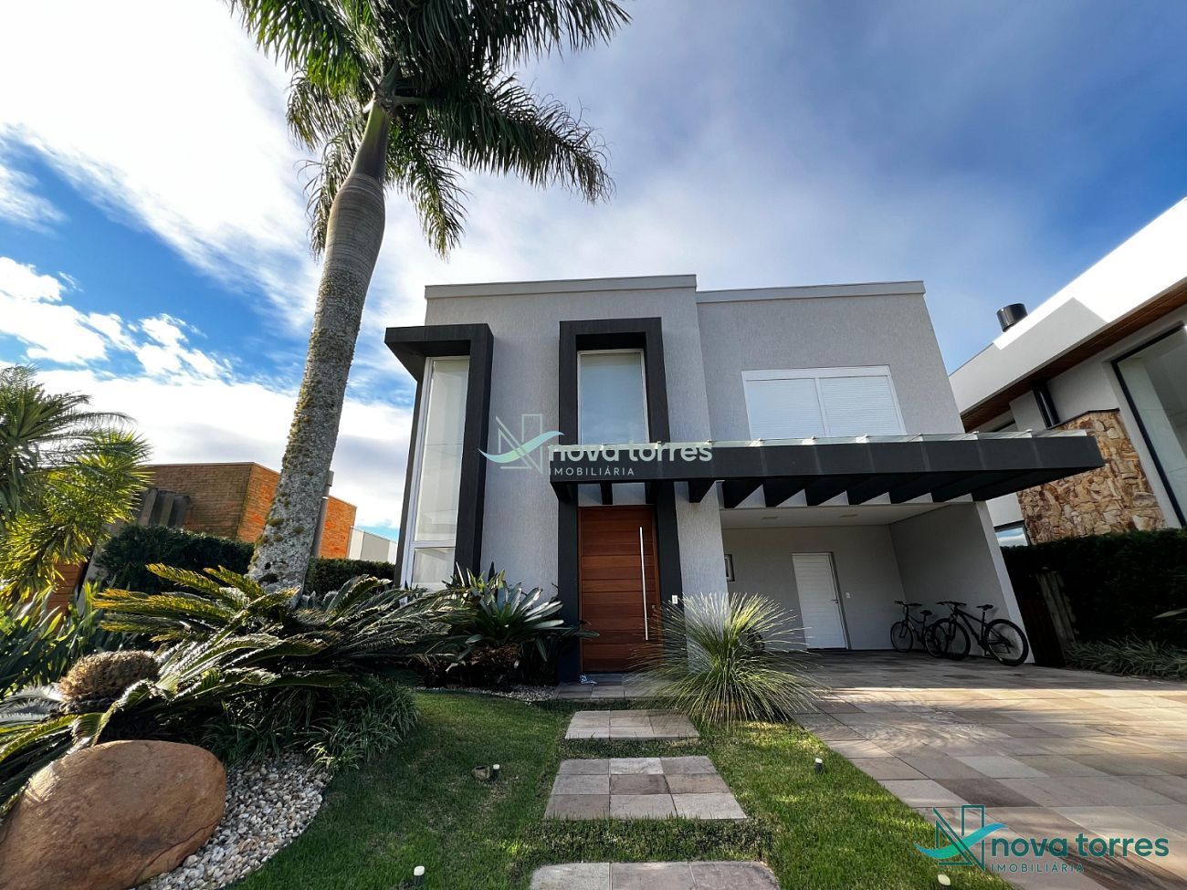 Casa no Reserva das Águas.