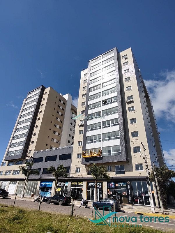 Apartamento com 3 dormitórios no Centro em Passo de Torres - SC