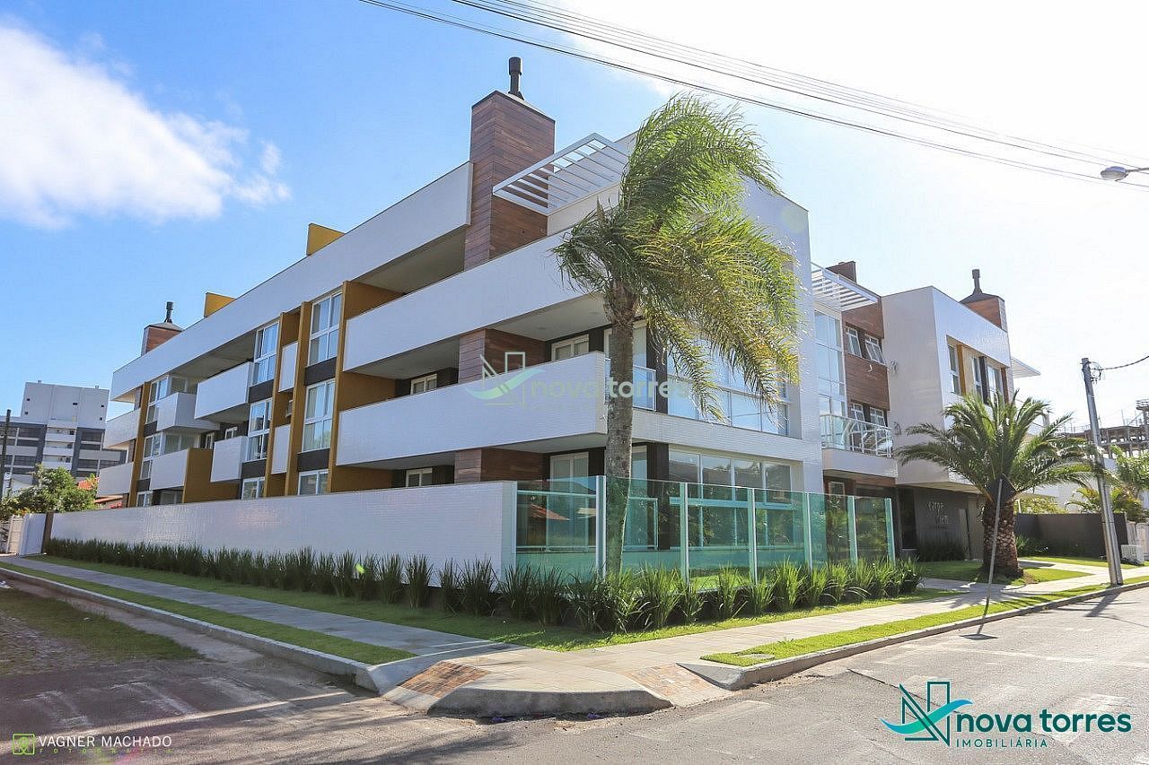 Apartamento com 3 dormitórios com 02 vagas de garagem na Praia da Cal, em Torres-RS