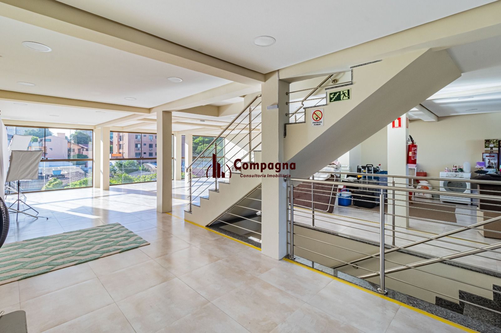 Sala Comercial para alugar - Rua Gomes de Freitas. — foto 5