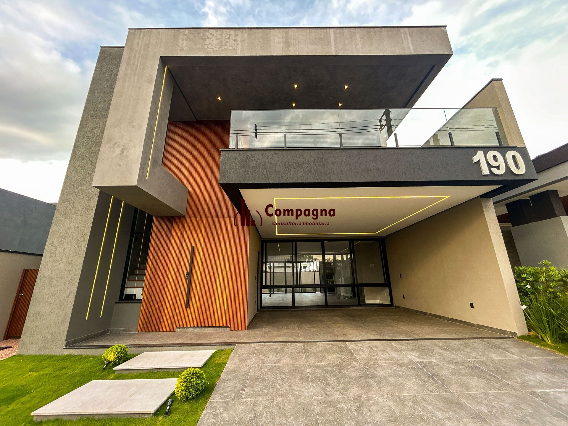 Casa de Condomínio 4 quartos à venda, 283m², Centro - Gravataí — foto 2