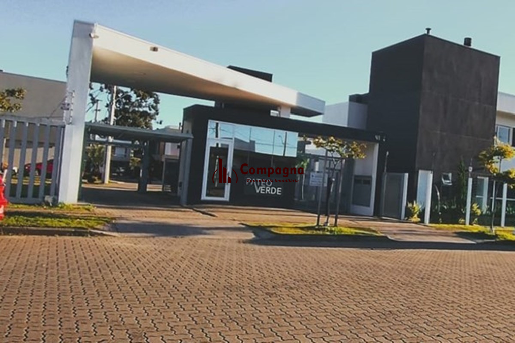 vedzuok0r8wcxfdupm6ae369cceo.jpeg