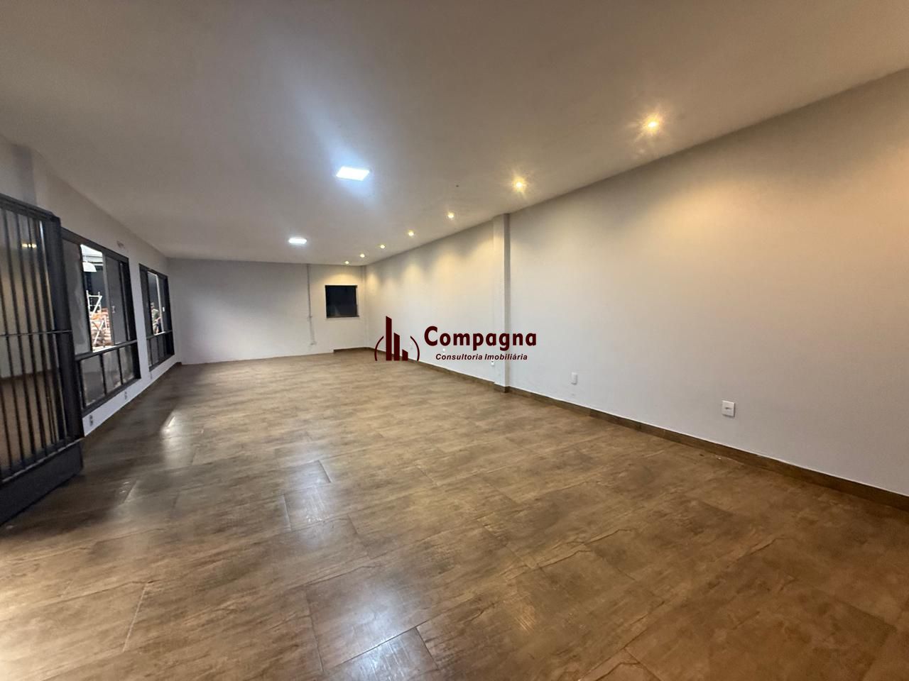 Loja na Avenida Assis Brasil para Locação. — foto 3