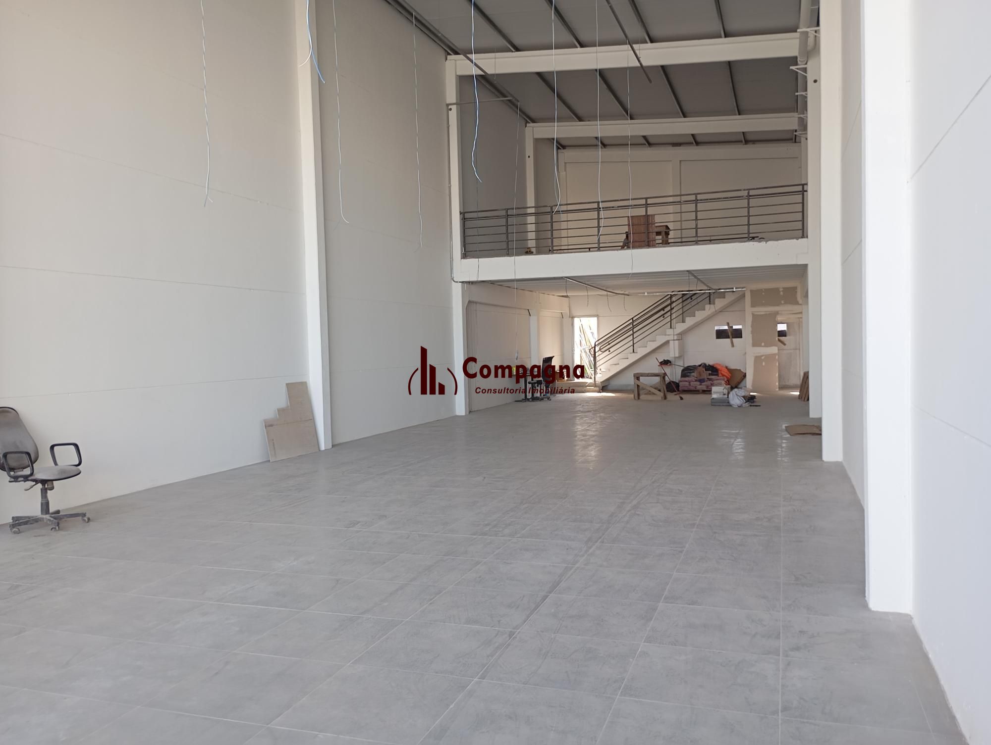 Loja, para alugar, 304 m², Vila Nova - Porto Alegre — foto 2