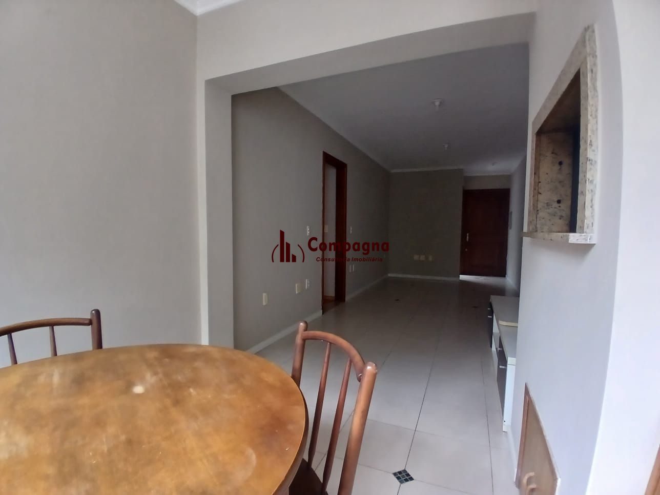 Ótimo Apartamento Semimobiliado Bairro Petrópolis. — foto 4