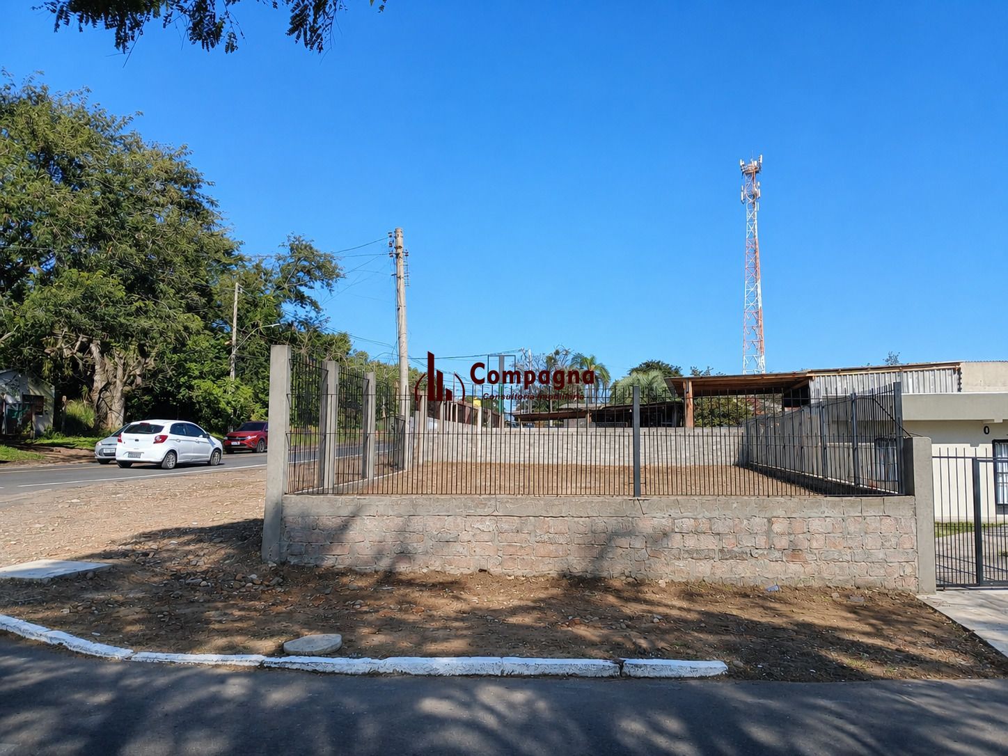 Terreno de Esquina Para Locação. — foto 2