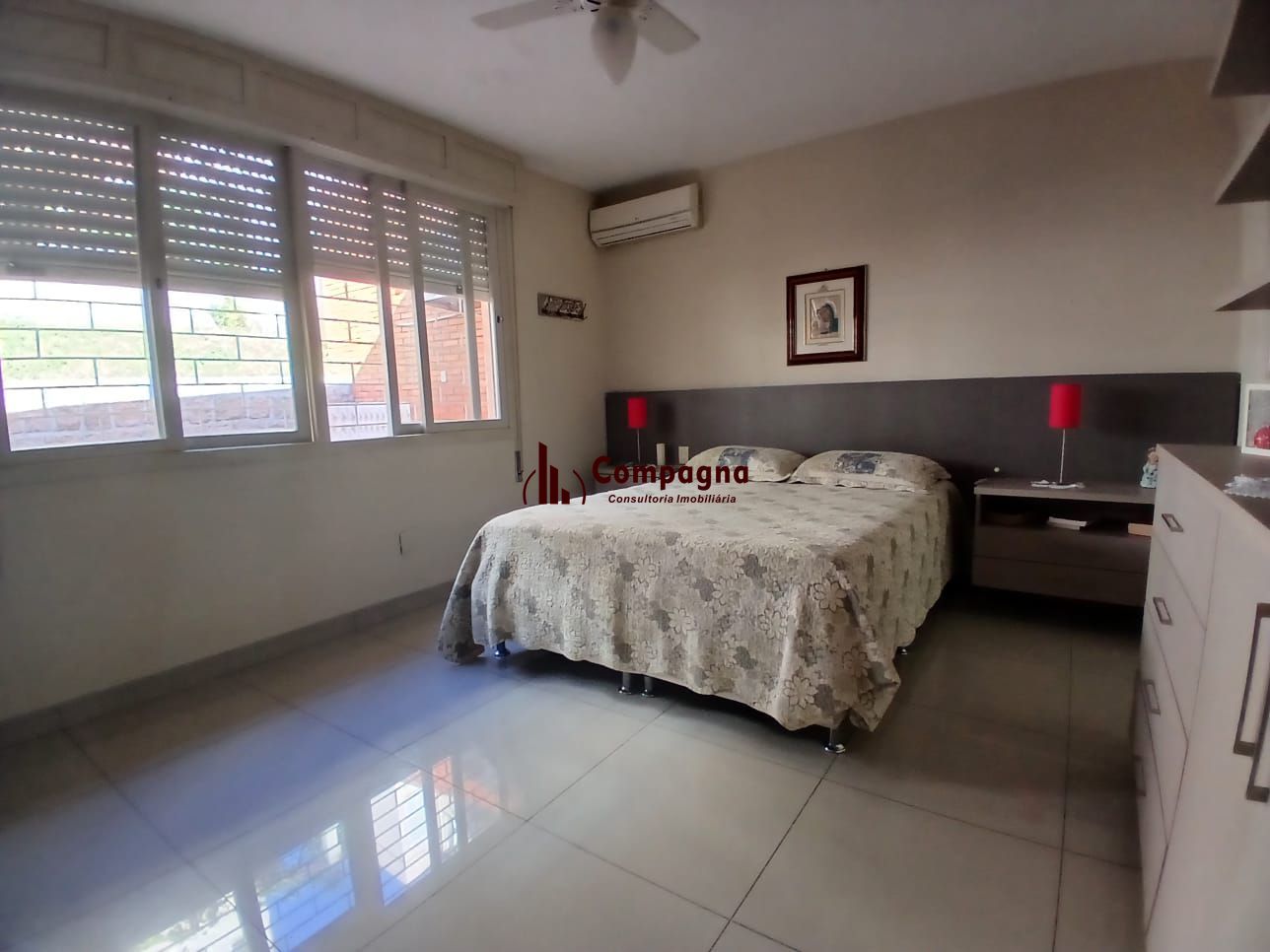 Casa à venda no Bairro Petrópolis. — foto 4