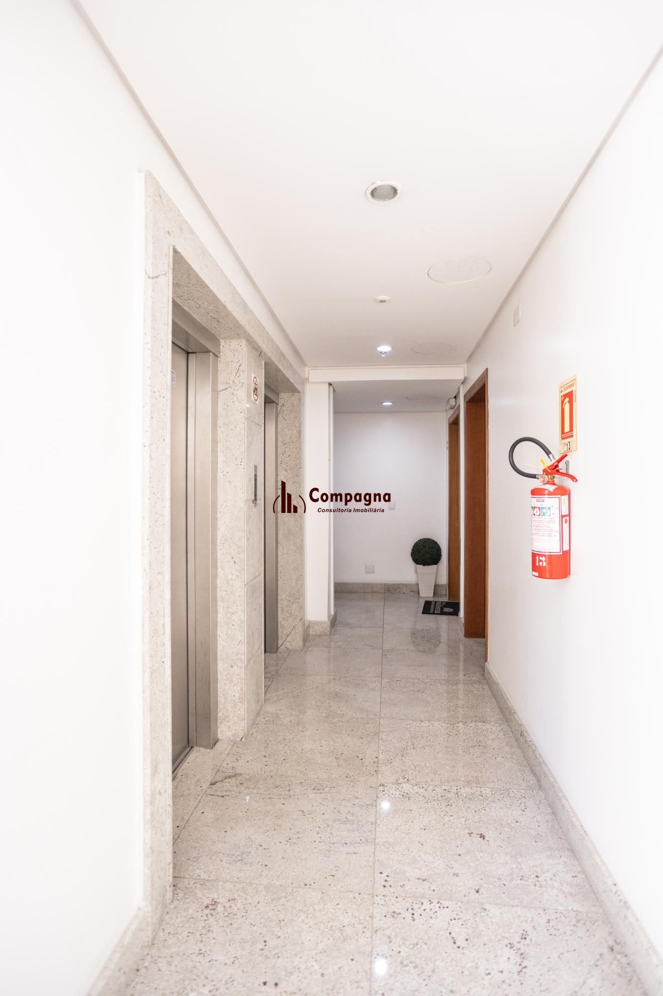 Sala Comercial na Avenida Carlos Gomes para Alugar — foto 5