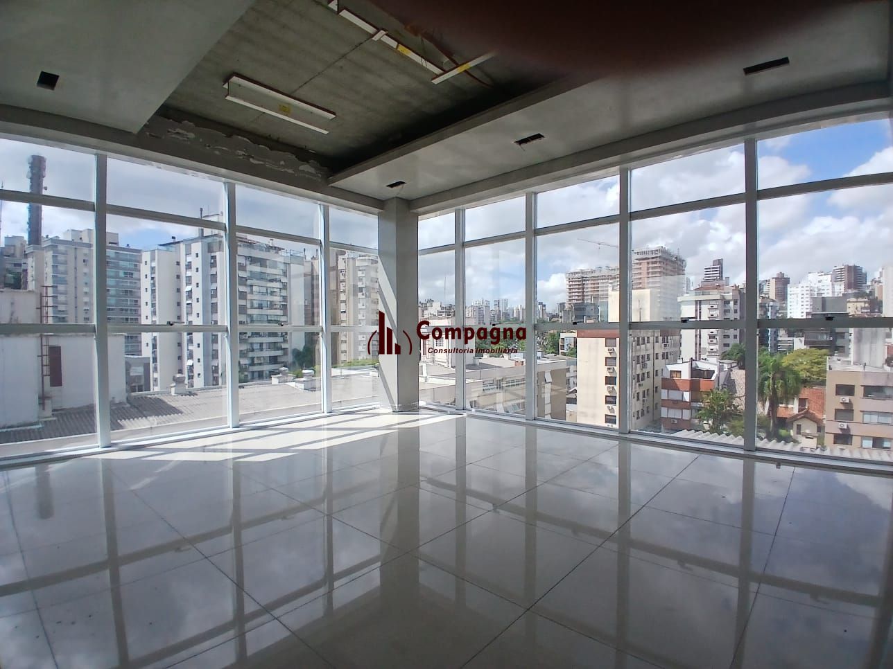 Sala Comercial para Locação Bairro Petrópolis. — foto 3