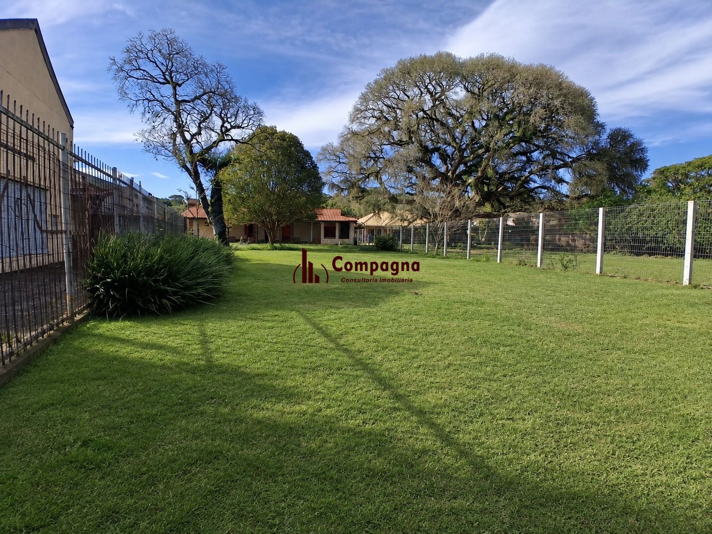 Casa Comercial Colonial para Locação no Bairro Vila Nova. — foto 3