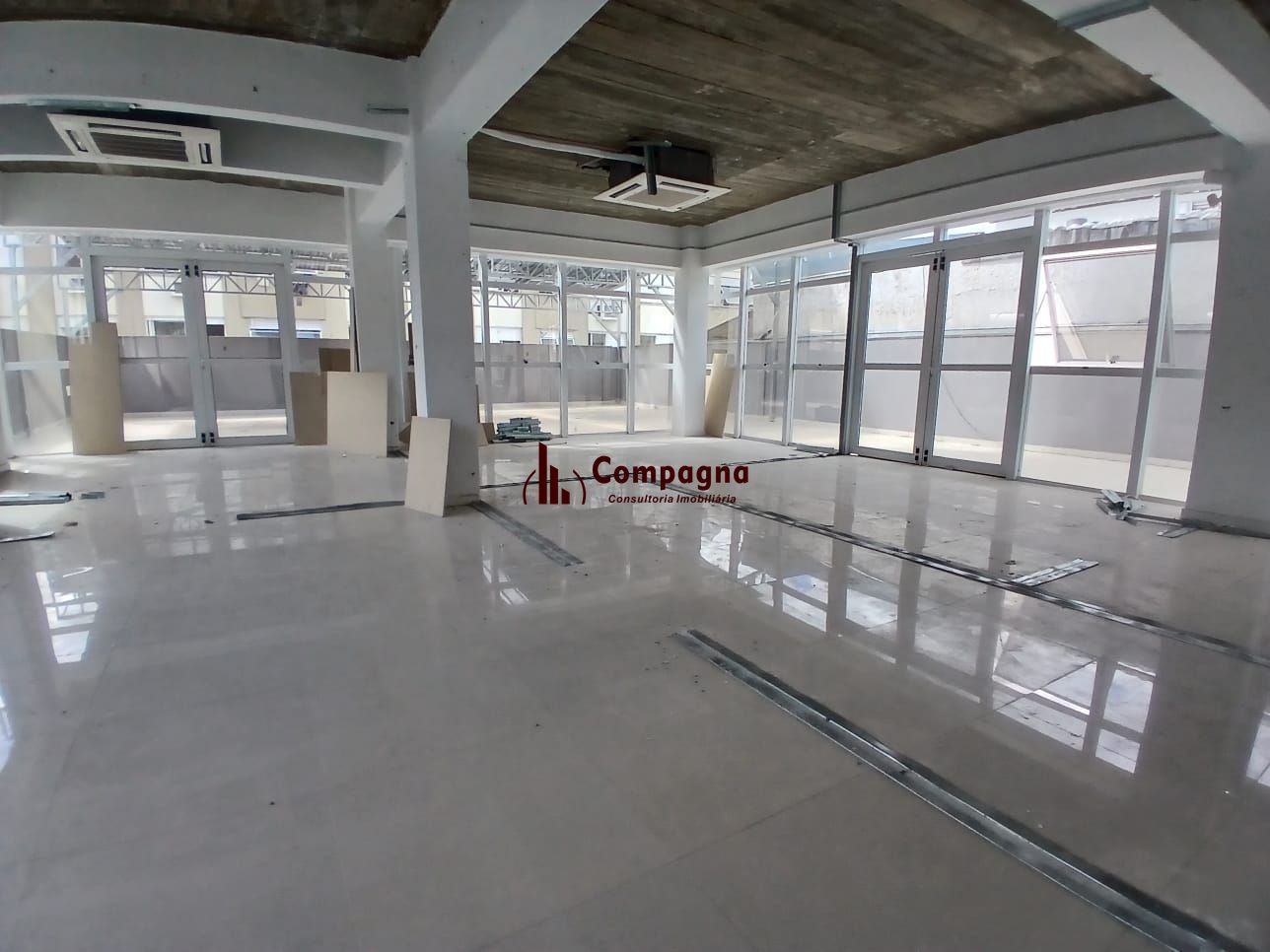 Sala Comercial para Locação no Bairro Petrópolis.