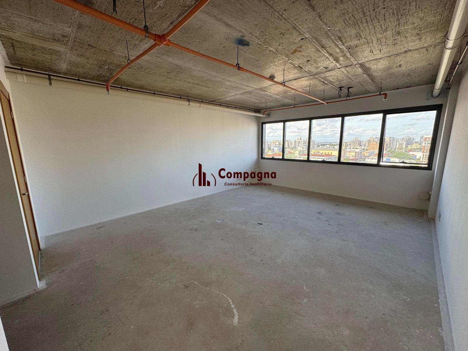 Sala Comercial à Venda na Capital. — foto 2