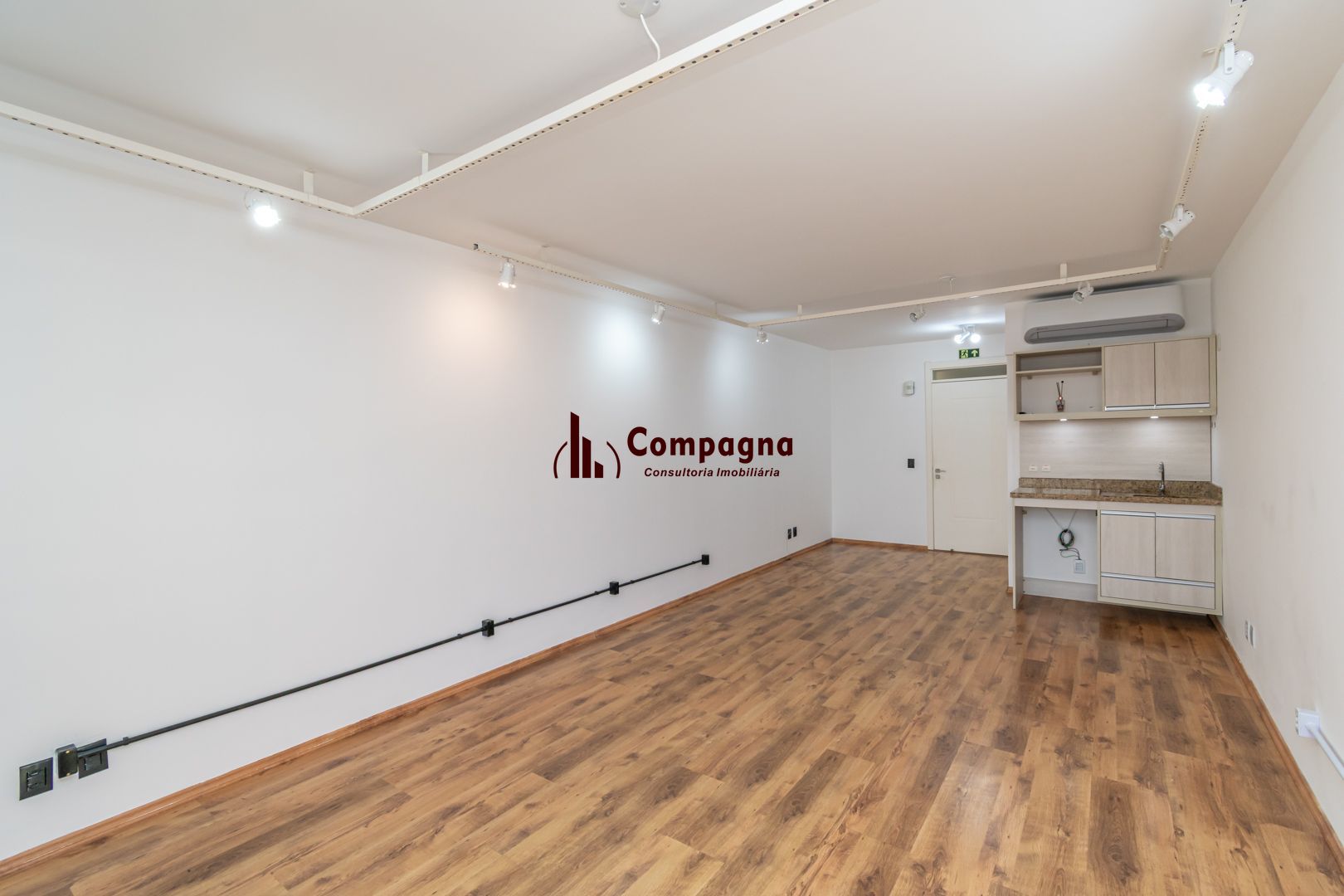 SALA COMERCIAL PASEO ZONA SUL — foto 3