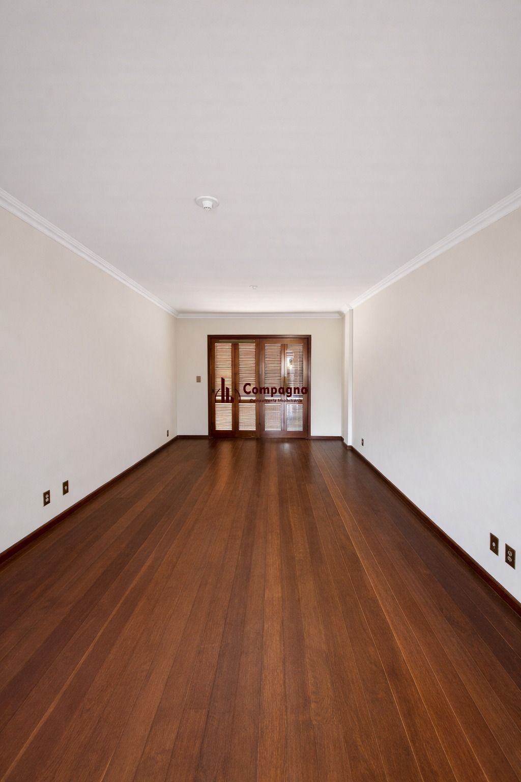 Predio Residencial e Comercial à Venda em Sant´Ana do Livramento. — foto 3