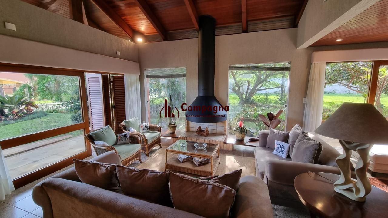 Casa em XANGRI-LÁ com 5 dorm. 3 suítes, piscina aquecida e 471 m², 400 m. mar. — foto 3