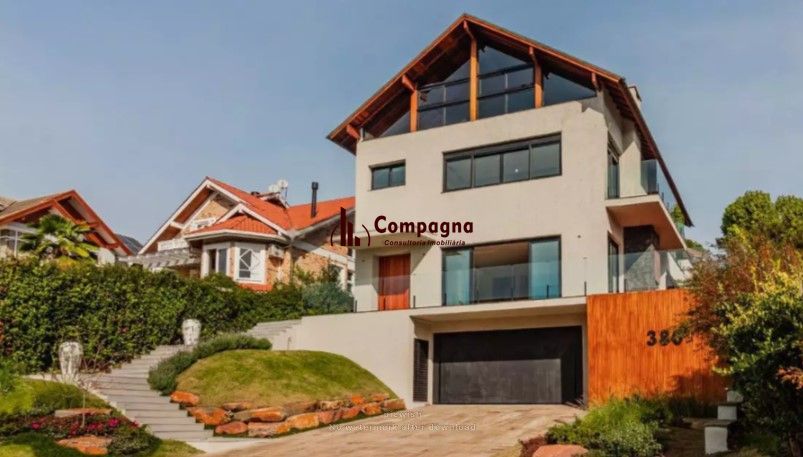 Casa 423 m², 4 suítes no Elegante Condomínio Saint Moritz, Mato Queimado Gramado