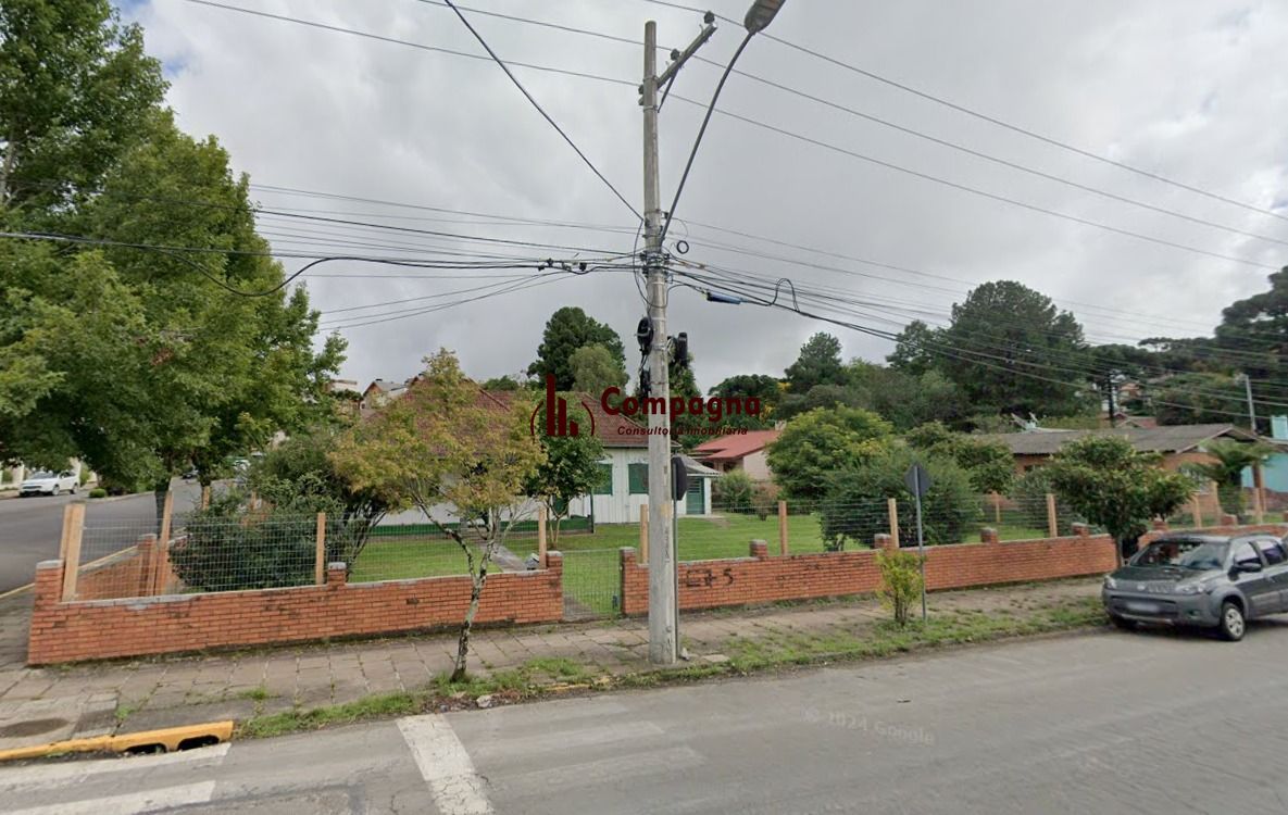 EXCELENTE OPORTUNIDADE PARA INVESTIR NOO CENTRO DE CANELA-RS — foto 2
