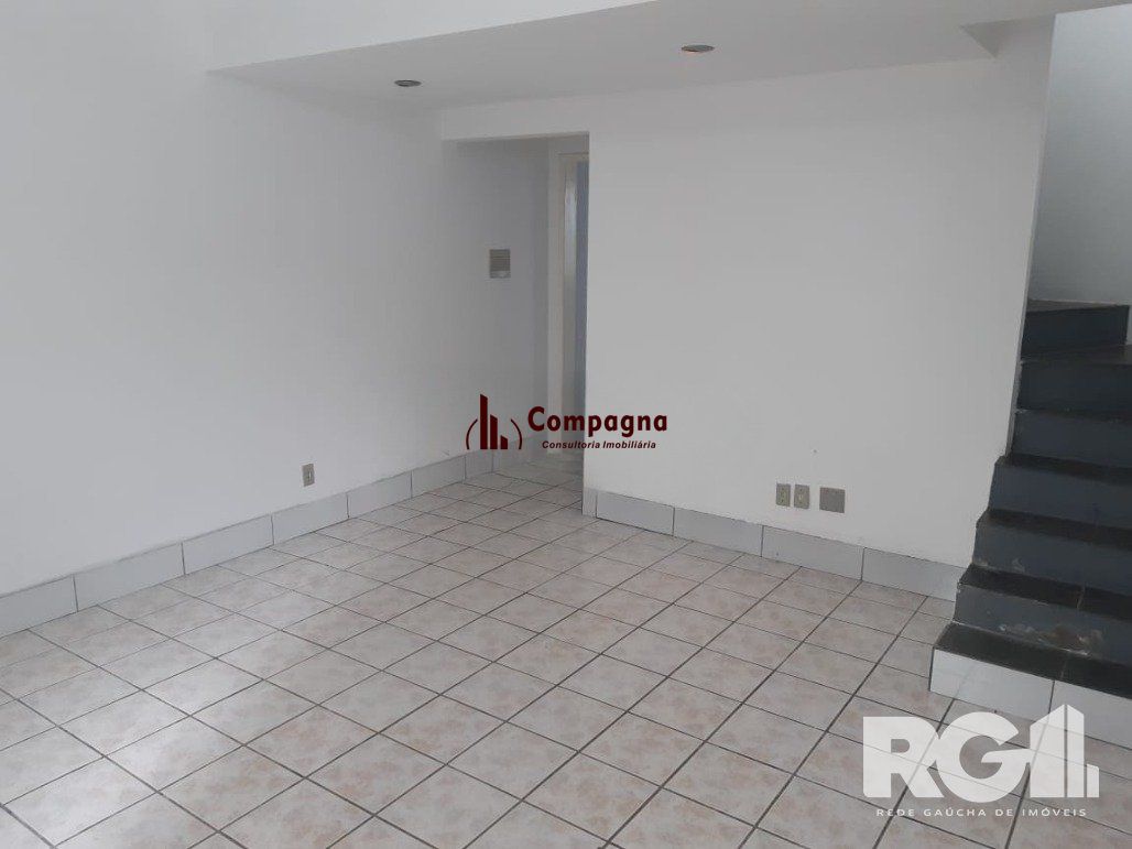 Sobrado 2 quartos à venda, 100m², Jardim Itu - Porto Alegre — foto 2