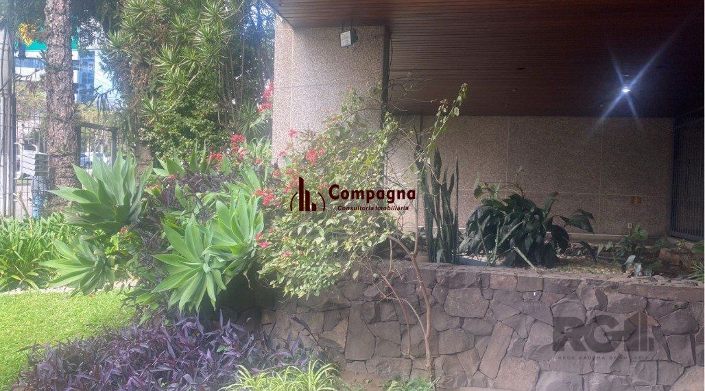 Cobertura duplex a venda semi mobiliada no bairro Petrópolis. — foto 4