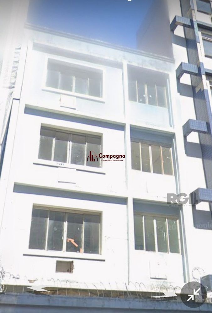 Prédio comercial 4 pavimentos em região Central