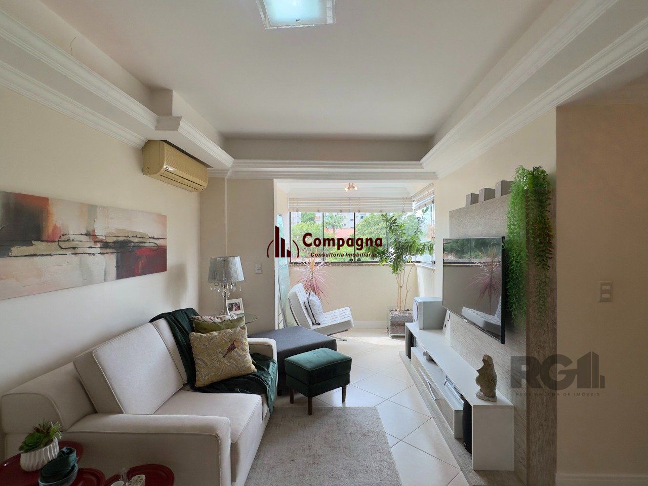 APARTAMENTO 2 DORMITÓRIOS, DE FRENTE, COM VAGA DE GARAGEM NO JARDIM BOTÂNICO — foto 2