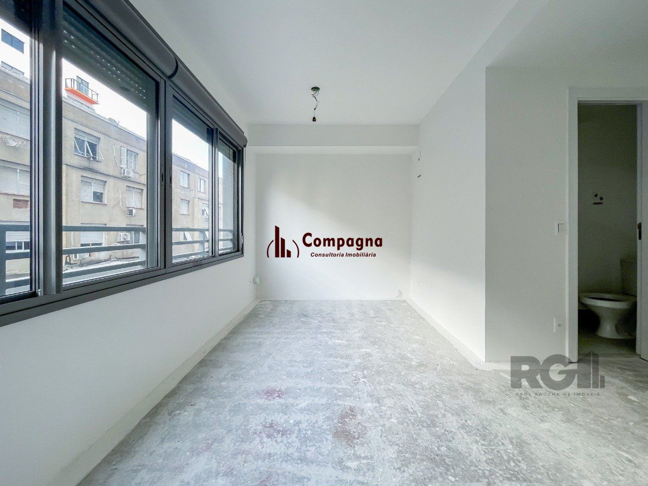APARTAMENTO STUDIO COM 27M² À VENDA - BAIRRO CIDADE BAIXA