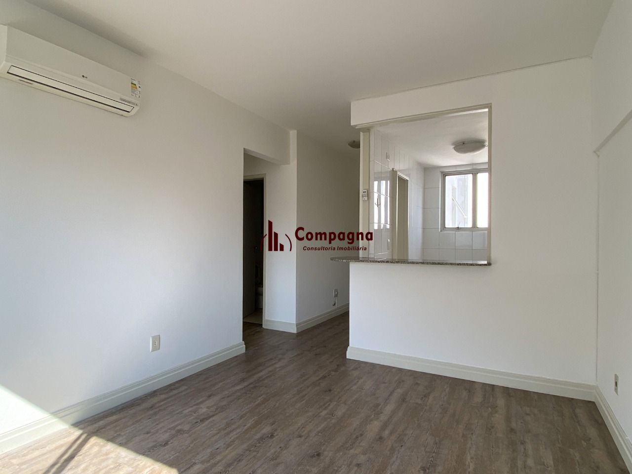 APARTAMENTO DE FRENTE, 1 DORMITÓRIO COM VAGA DE GARAGEM NA DUQUE — foto 4