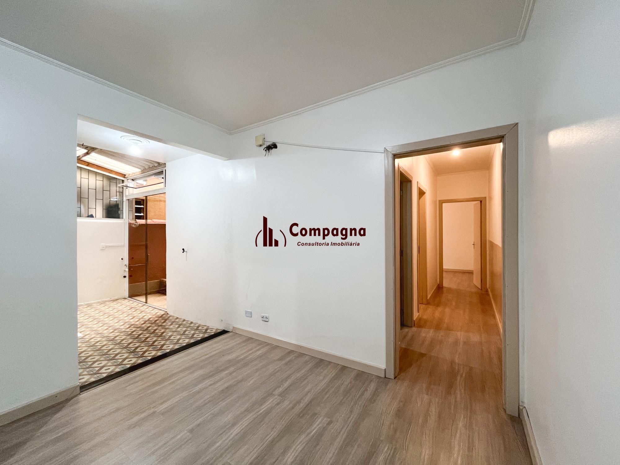 Apartamento 2 dormitórios com pátio no bairro Navegantes, em Porto Alegre. — foto 2