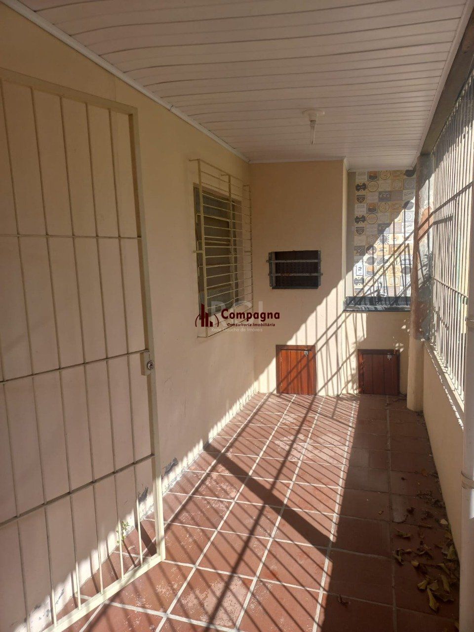 Duas casas no mesmo terreno no bairro Rubem Berta — foto 5