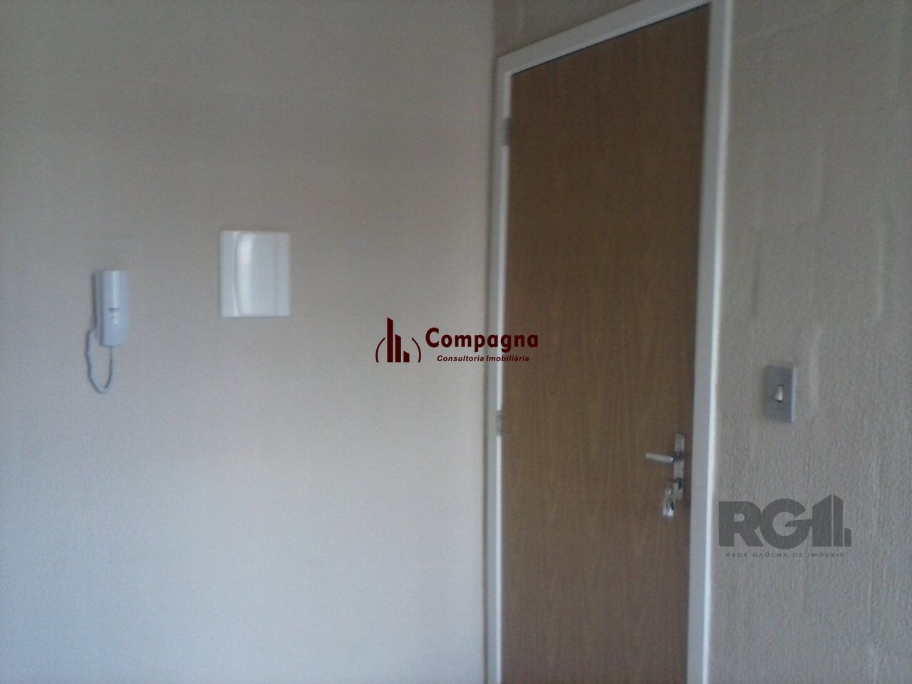 Oportunidade !!! Lindo Apartamento 02 Dormitórios com vaga. — foto 2