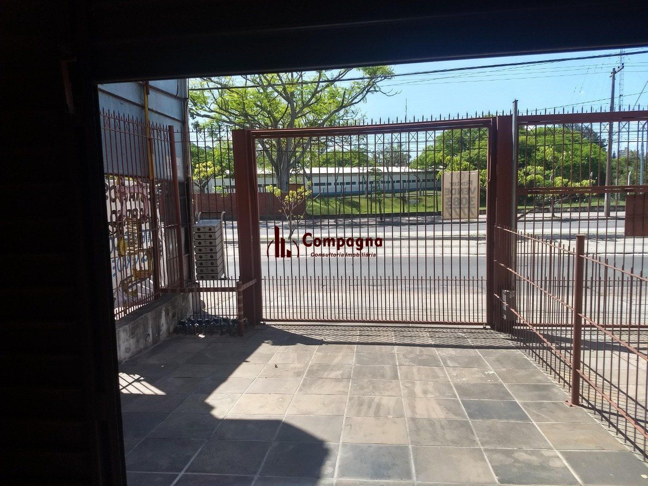 Loja para Venda - 82.89m², 0 dormitórios, Partenon, Porto Alegre — foto 3