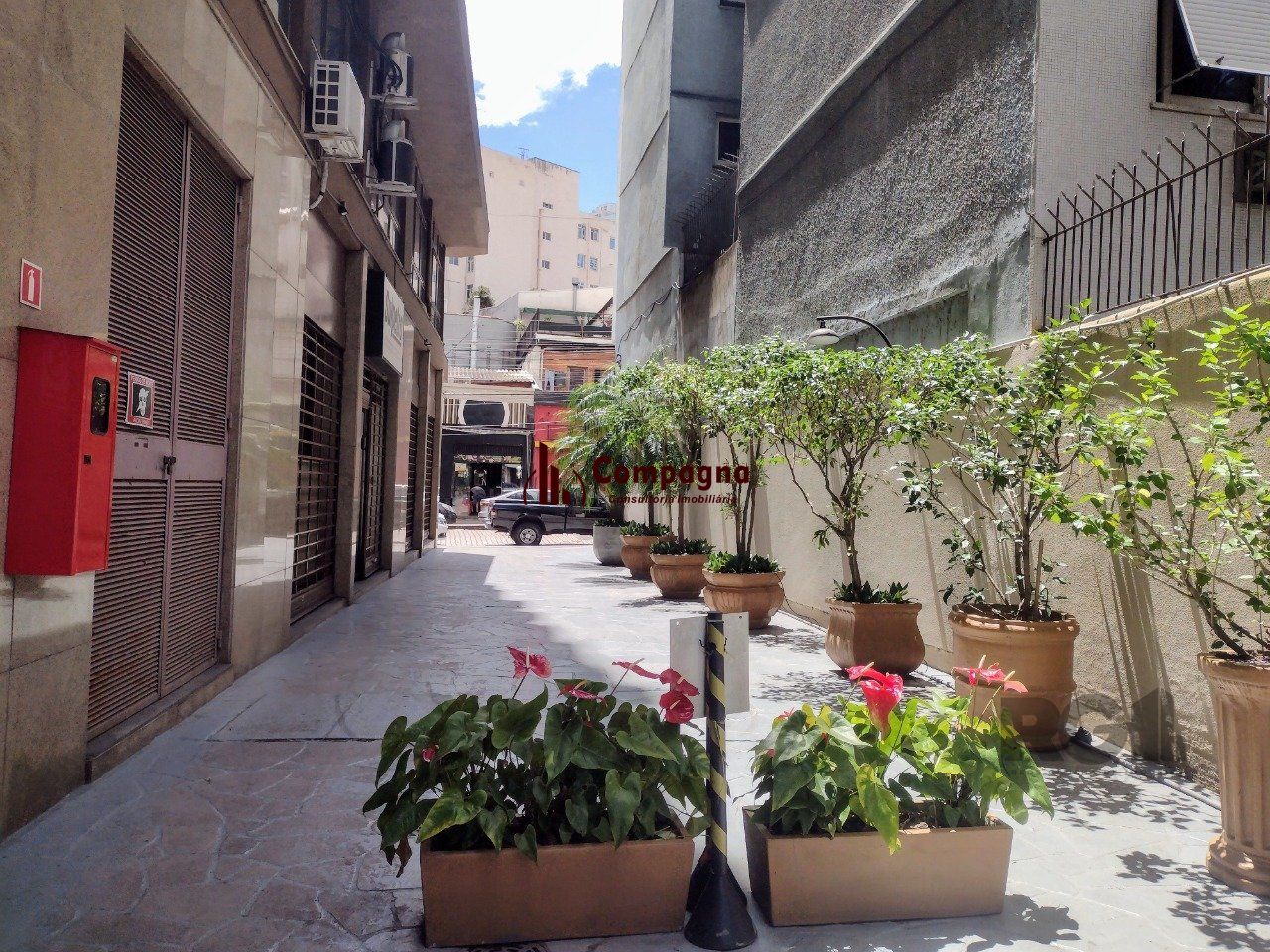Ótimo apartamento 01 dormitórios com 53,50 m² - com churRasqueira no CENTRO HISTÓRICO — foto 4