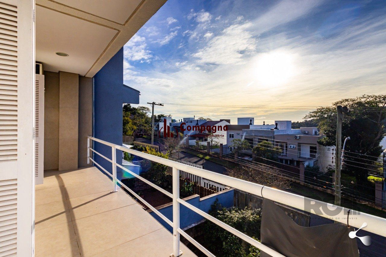 Casa de Condomínio 3 quartos à venda, 205m², Vila Nova - Porto Alegre