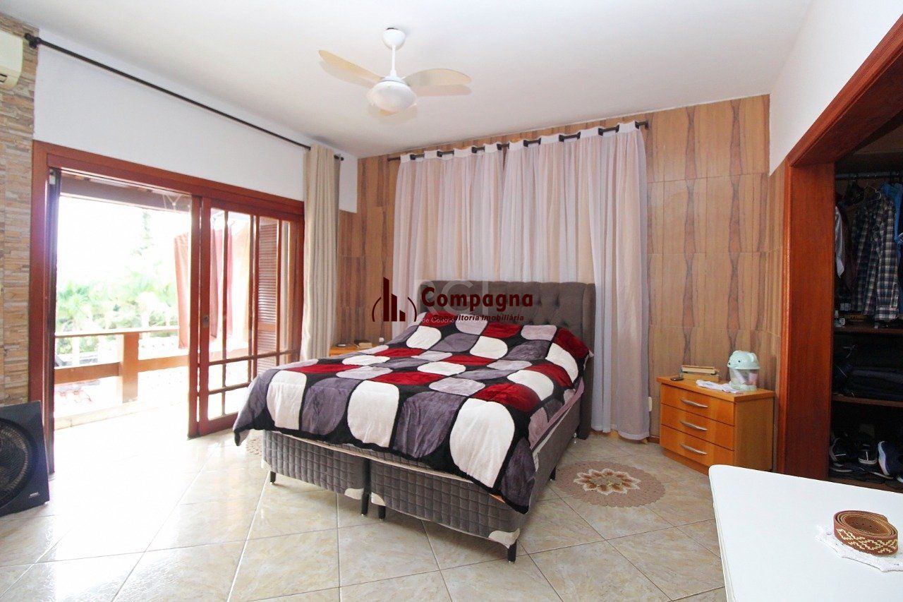 Casa para Venda - 339m², 3 dormitórios, 2 vagas - Vila Nova, Porto Alegre — foto 2