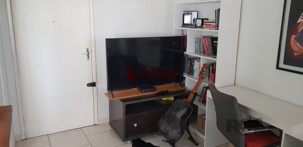 Apartamento no bairro Cristal em Porto Alegre/RS — foto 2
