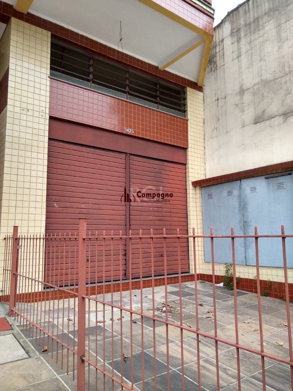 Loja para Venda - 82.89m², 0 dormitórios, Partenon, Porto Alegre — foto 2