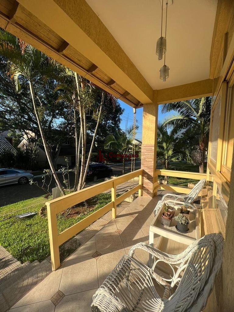 Casa com 4 quartos, suíte, churrasqueira, vaga de garagem, no bairro Elsa, Viamão/RS — foto 2
