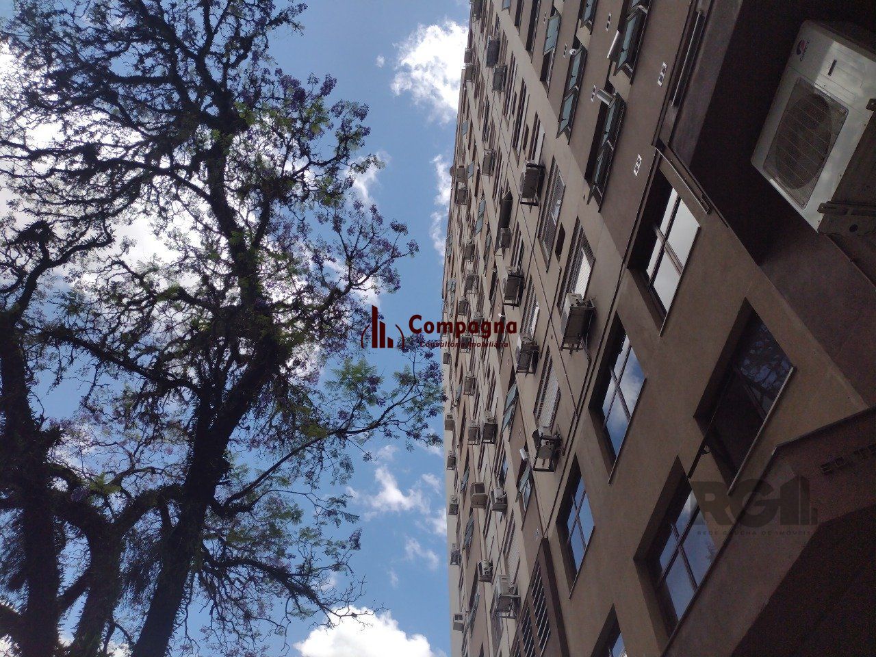 Ótimo apartamento 01 dormitórios com 53,50 m² - com churRasqueira no CENTRO HISTÓRICO